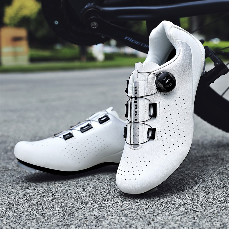Buty rowerowe szosowe z płaską – Road Bike Cleats recenzja i cena