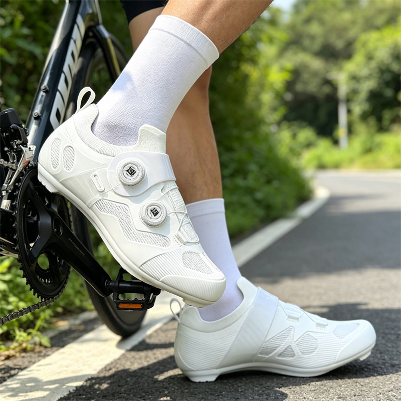 Buty rowerowe szosowe z płaską – Road Bike Cleats recenzja i cena